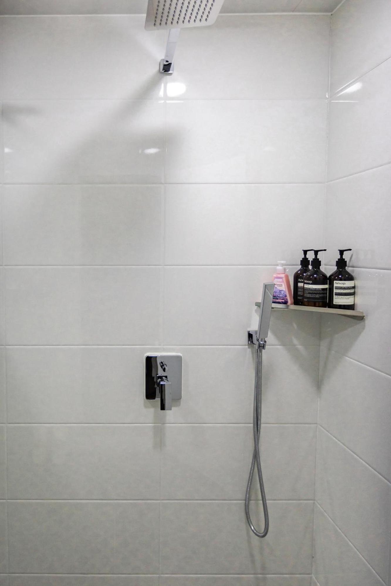 El House Hotel Gyeongju Bagian luar foto